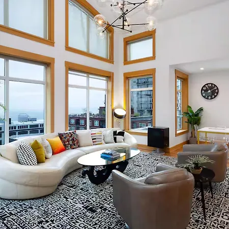 Penthouse On The Bay Appartement